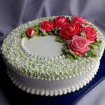 Delicious Pista Vanilla Cake