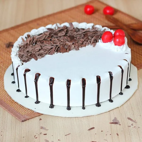 Snowy Black Forest Treat 0.5 kg